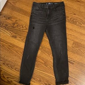 Black hollister ripped jeans